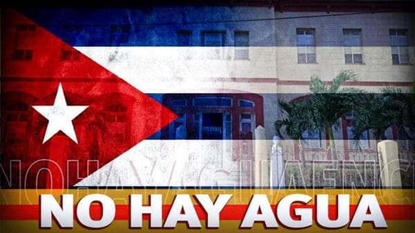 La Niña ha comido pero NO HAY AGUA PARA DARLE, dijo un padre desesperado desde un hospital en cuba