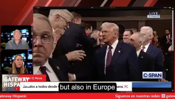 La gente alrededor del mundo esperó ansiosa el discurso de Trump en el Congreso