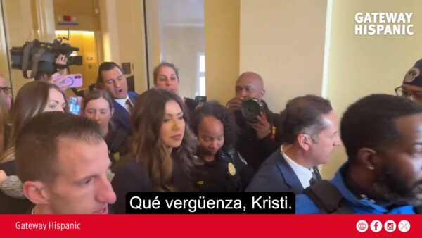 As Secretary Kristi Noem left House hearing, she was swarmed by anti ICE protesters