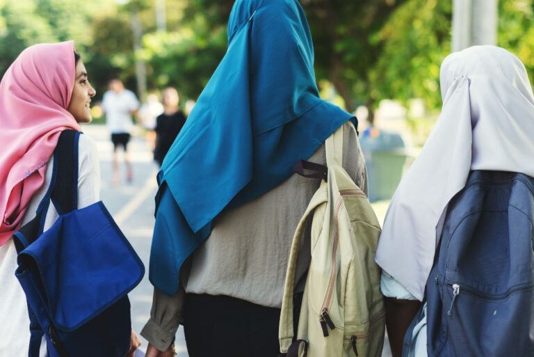 alabama-rechaza-un-plan-para-construir-una-gran-escuela-musulmana-y-un-centro-de-oracin-en-una-votacin-7-0-tras-una-audiencia-abarrotada-con-casi-200-residentes-furiosos