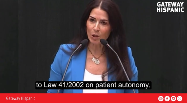 Carla Toscano denuncia el encubrimiento ideológico de la izquierda sobre el aborto en España