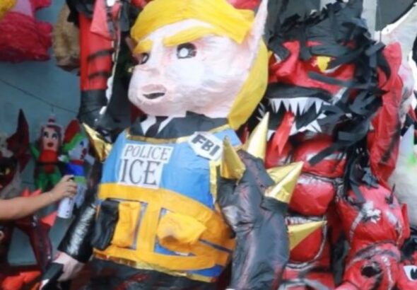 el-ritual-de-la-quema-del-diablo-en-guatemala-se-convierte-en-una-protesta-poltica-al-incendiarse-una-efigie-de-trump
