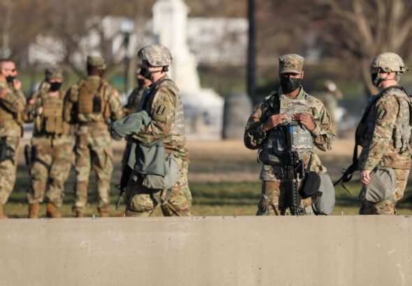 el-tribunal-supremo-bloquea-el-despliegue-de-tropas-de-trump-en-chicago-por-ahora