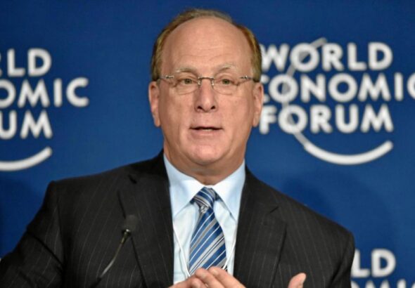 el-copresidente-del-foro-econmico-mundial-guarda-silencio-ante-preguntas-sobre-esg-y-agenda-climtica-en-davos