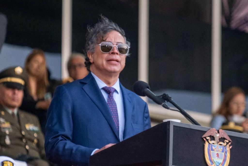 gustavo-petro-se-dirige-a-la-casa-blanca-encuentro-con-trump-para-abordar-seguridad-narcotrfico-y-cooperacin-bilateral