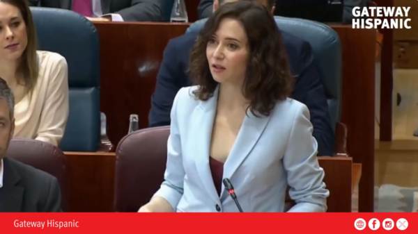 Ayuso acusa a la izquierda de promover políticas que generan pobreza (VIDEO)